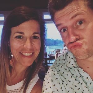 Meet your Posher, Jj